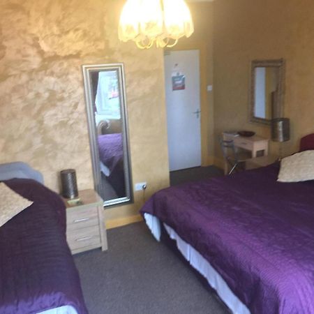 Green Bank Guest House Barrow-in-Furness Екстер'єр фото