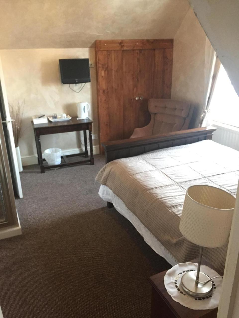 Green Bank Guest House Barrow-in-Furness Екстер'єр фото